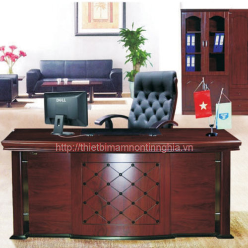 Bàn làm việc hiệu trưởng mẫu 3