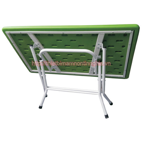 Bàn mầm non nhựa đúc 2 lớp chân thép ống