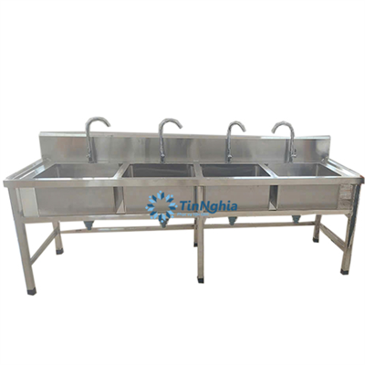 Bồn rửa inox 4 chậu 