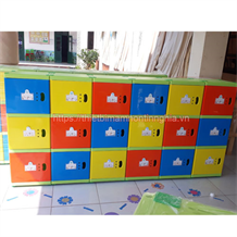 Tủ để đồ cá nhân 3 hàng 18 ô nhựa