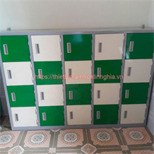 Tủ để đồ cá nhân 4 hàng 20 ô bằng thép màu trắng xanh lá
