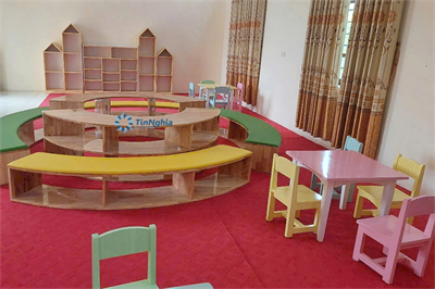 Về Yên Mô, Ninh Bình với bàn ghế, giá kệ xinh đẹp cho lớp học mầm non